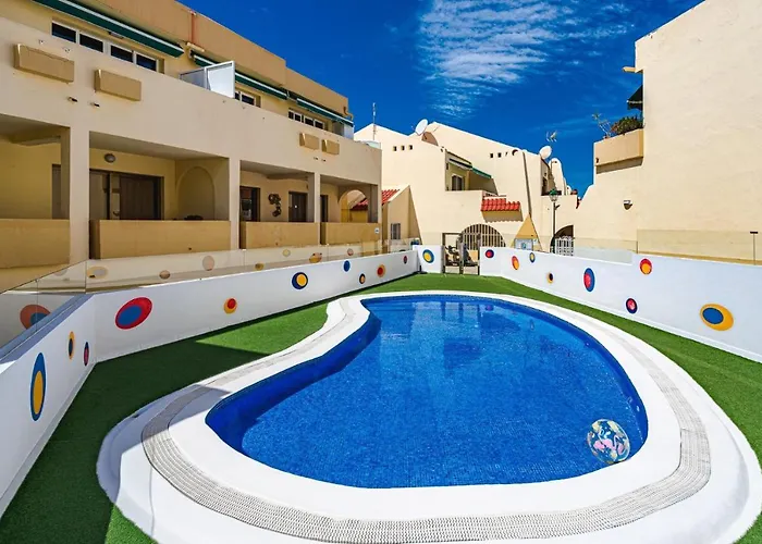 Mareverde Poolview O006 公寓 *